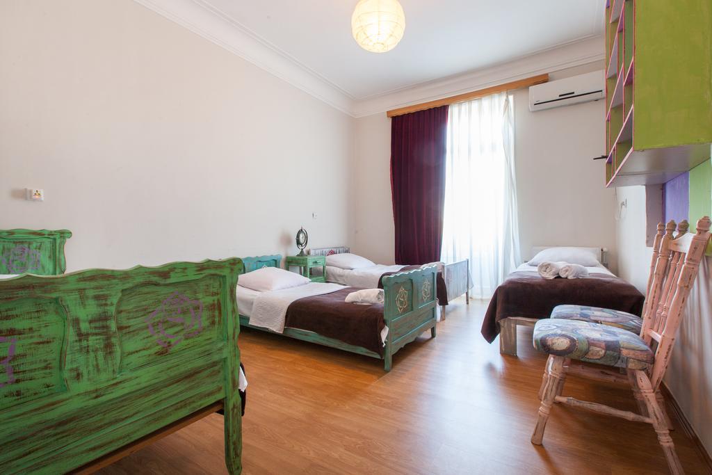 טביליסי Sweet Home At Rustaveli Avenue חדר תמונה