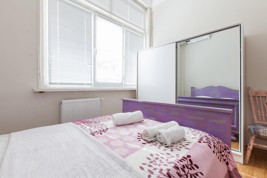 טביליסי Sweet Home At Rustaveli Avenue חדר תמונה