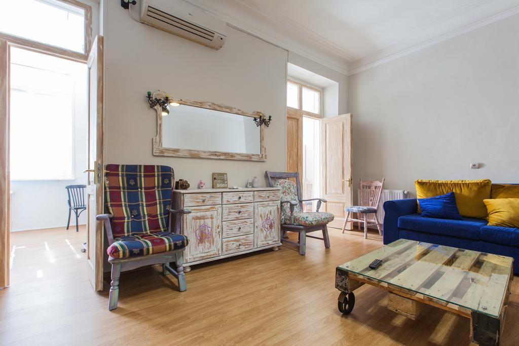 טביליסי Sweet Home At Rustaveli Avenue חדר תמונה