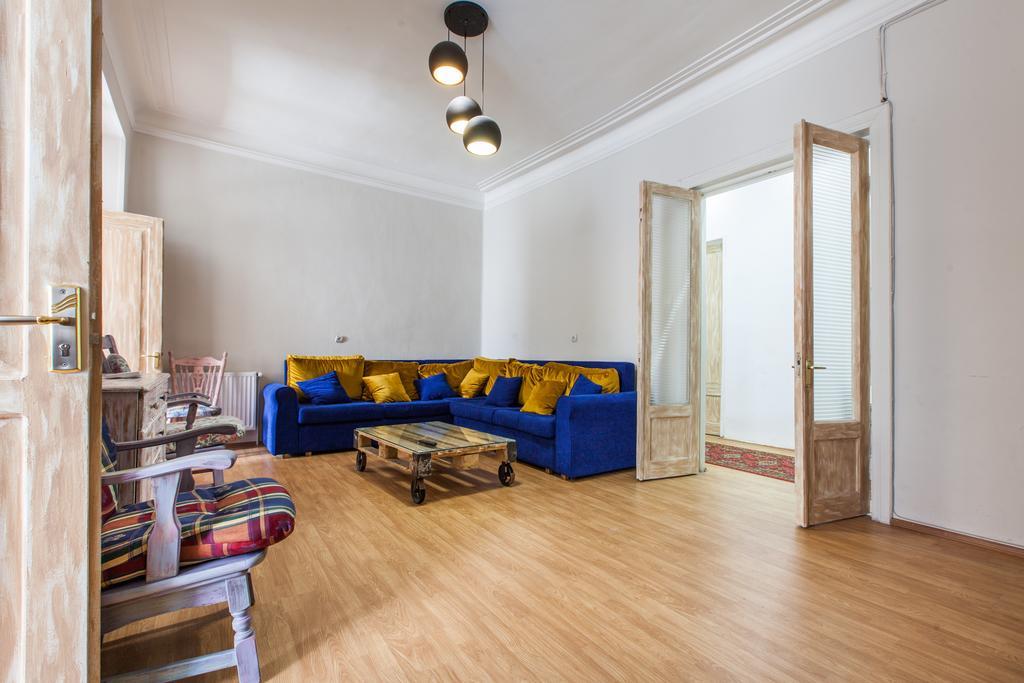 טביליסי Sweet Home At Rustaveli Avenue חדר תמונה